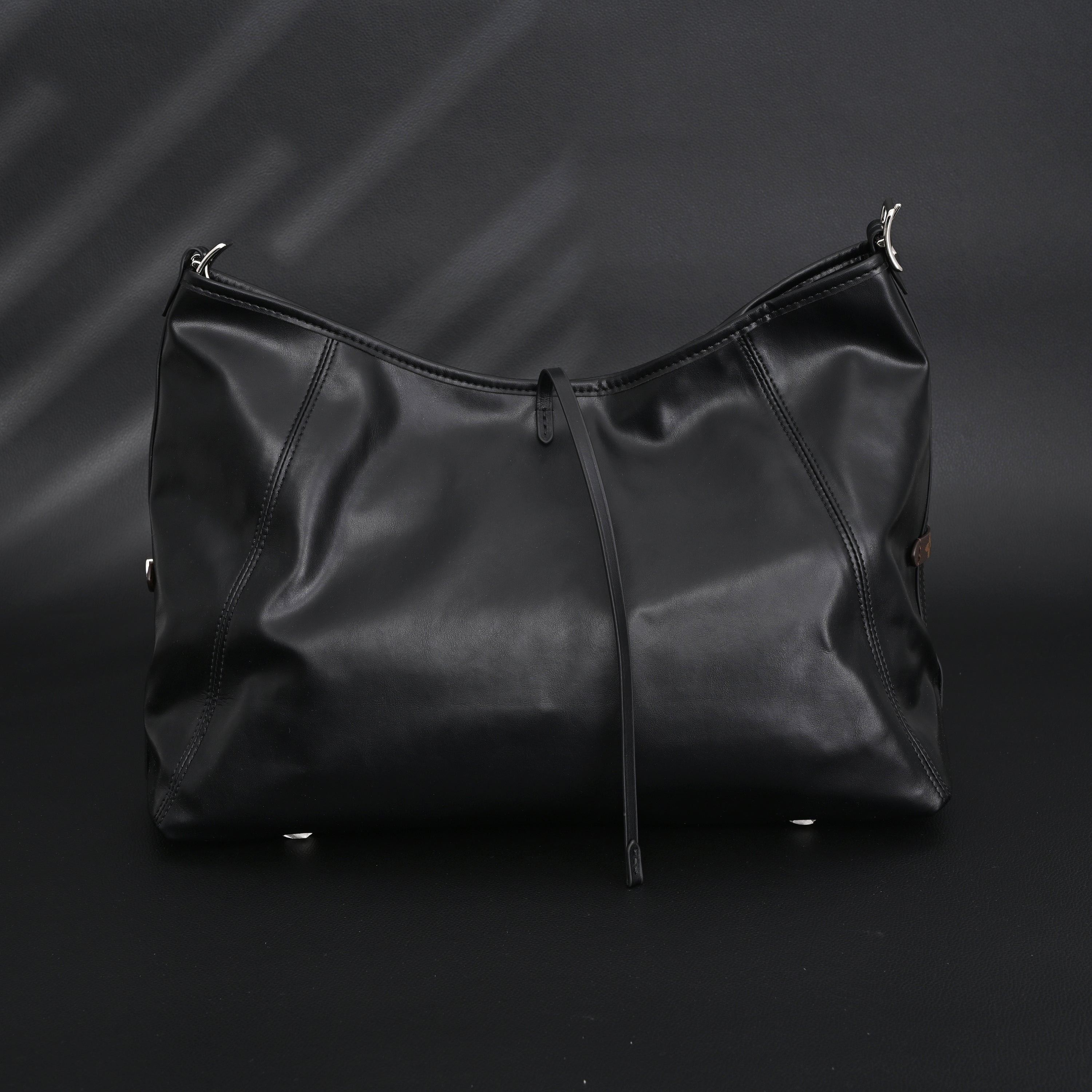 Louis Vuitton Graceful MM Black Monogram Hobo Bag